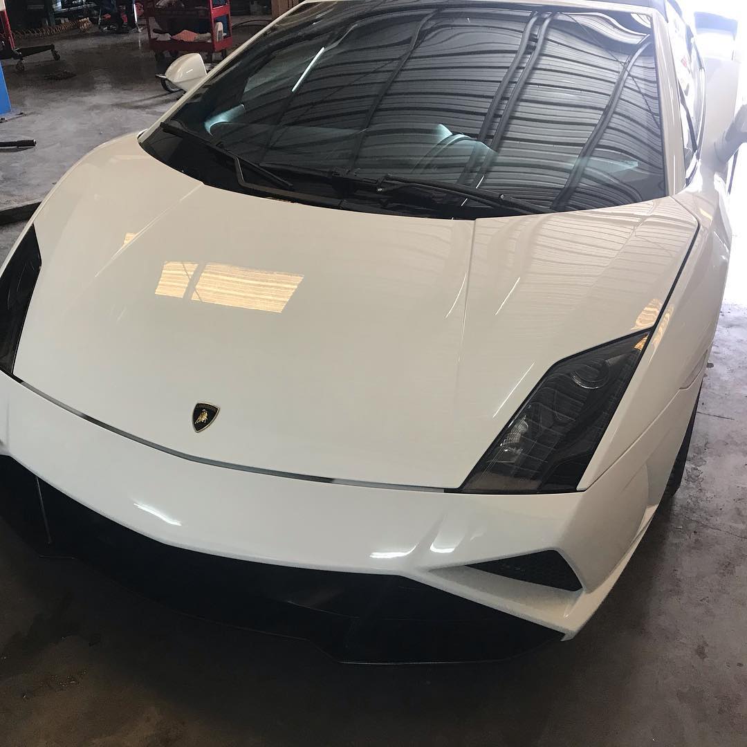 White Lamborghini Gallardo at ZNZ Garage Dubai